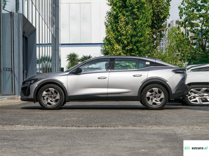 Peugeot 408X RS photo 3