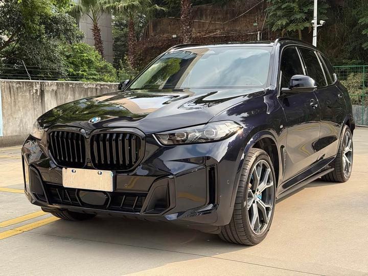 X5 2023 xDrive 30Li Exclusive M M Sport Night Package