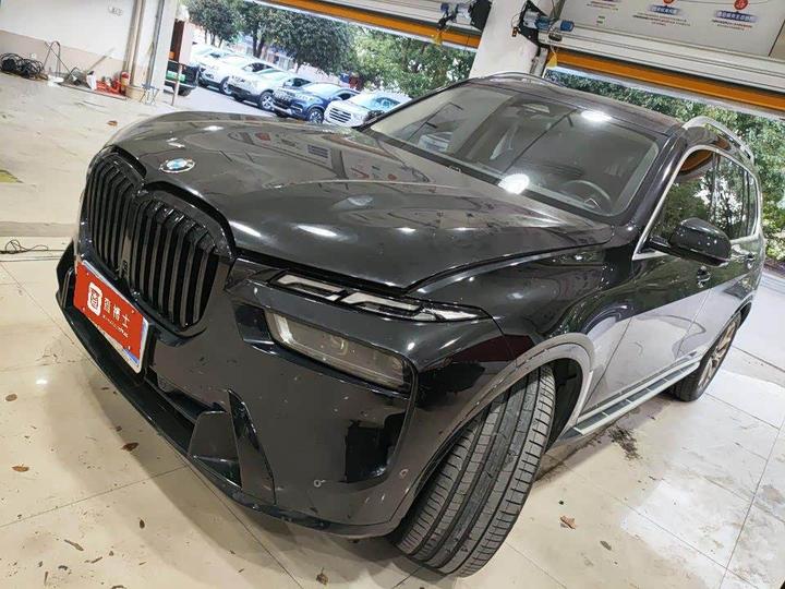 X7 2023 xDrive40i Leading Luxury