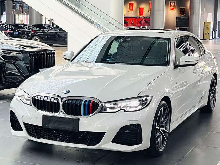 3 Series 2022 325Li M Sport Package