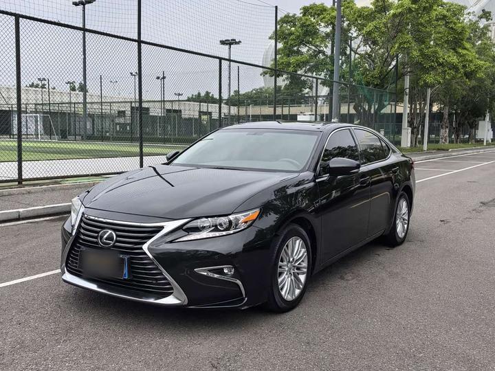 ES 2015 200 Elite
