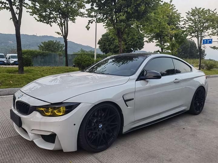 M4 2019 M4 2-Door Coupe