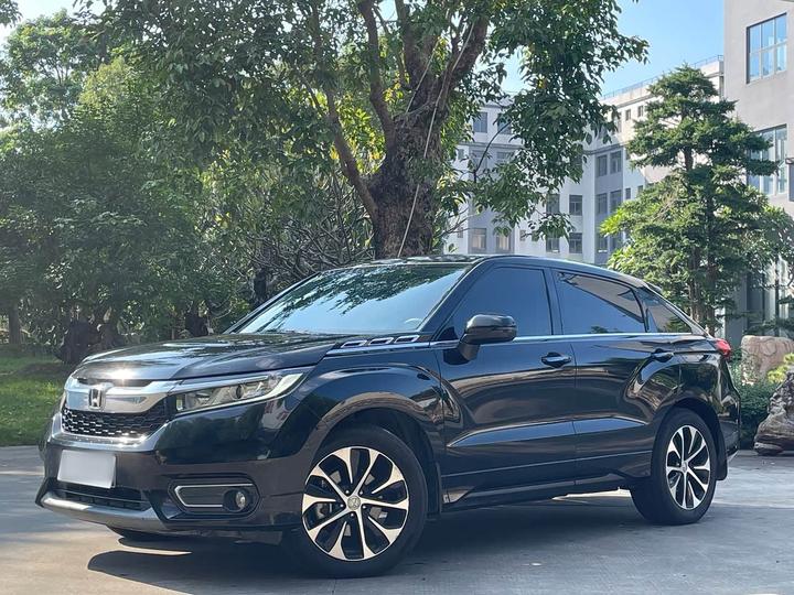 Avancier 2017 240TURBO RWD Luxury