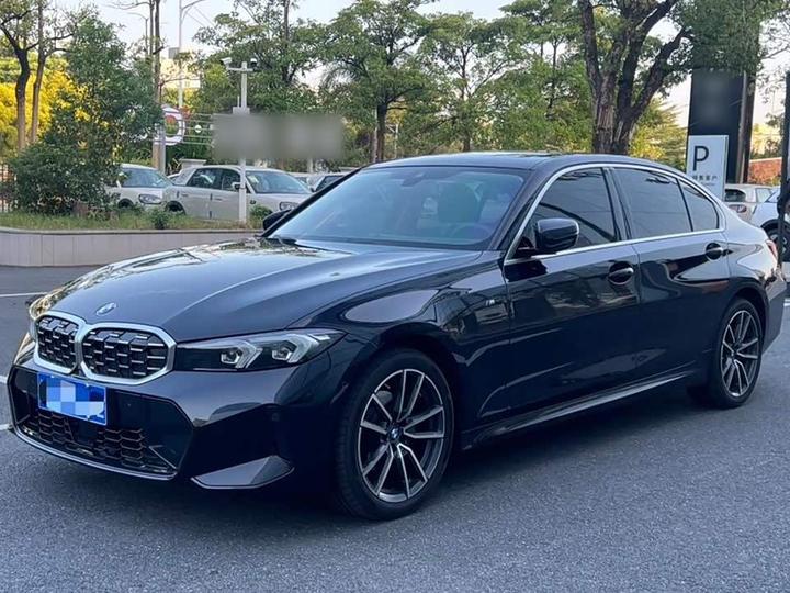 3 Series 2026 325Li M Sport Package