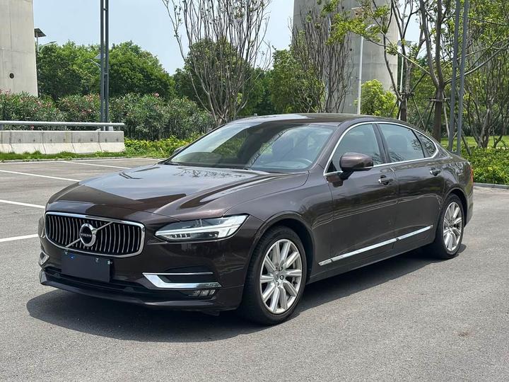 S90 2019 T5