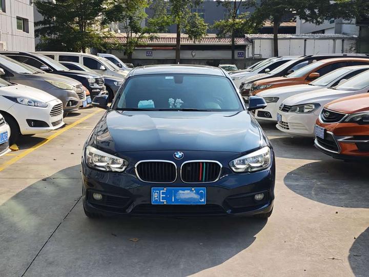 1 Series Imported 2016 118i Leading