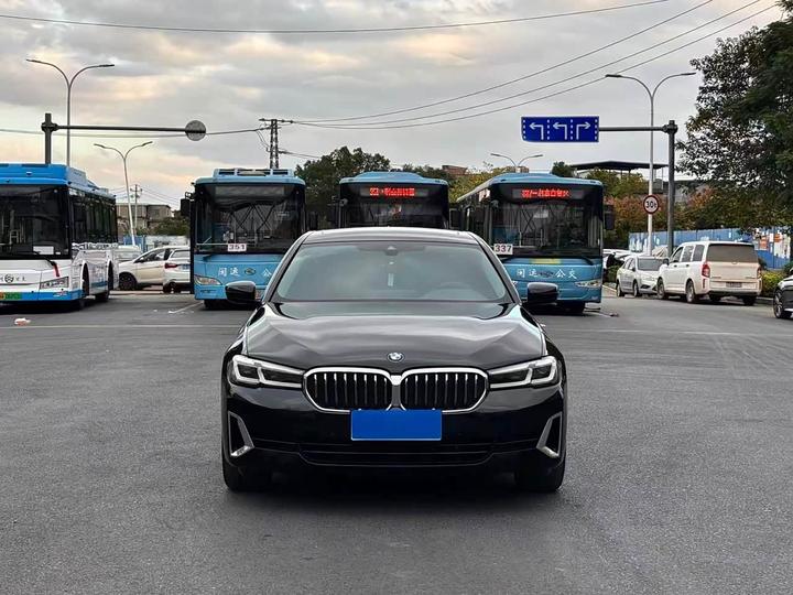 5 Series 2022 530Li Leading Luxury
