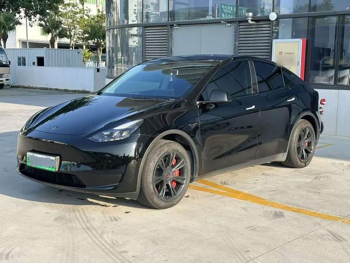 Model Y 2023 RWD