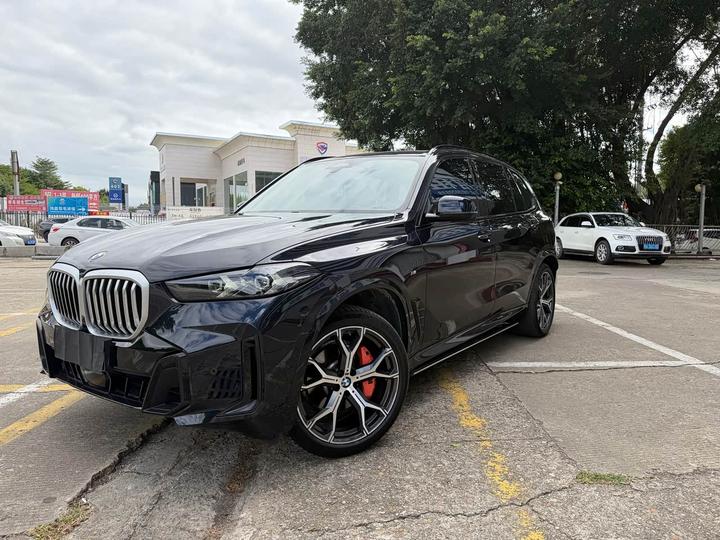 X5 2023 xDrive 30Li Exclusive M Sport Package