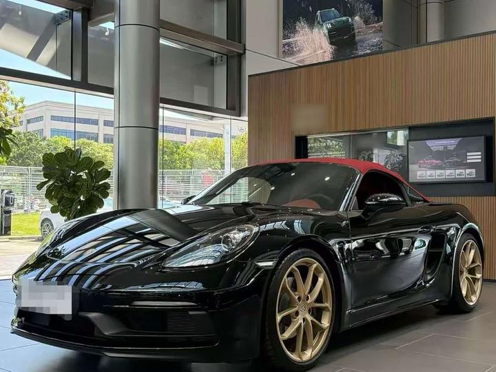 718 2022 Spyder 2.0T
