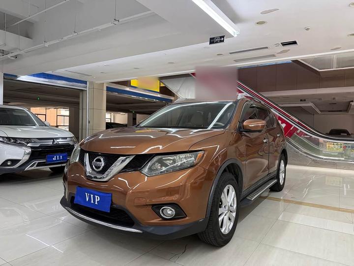 X-Trail 2014 2.0L CVT Comfort 2WD