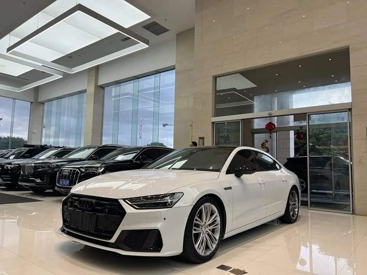 A7L 2022 55 TFSI quattro S-line
