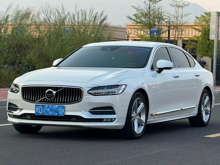 S90 2020 T5 Luxury