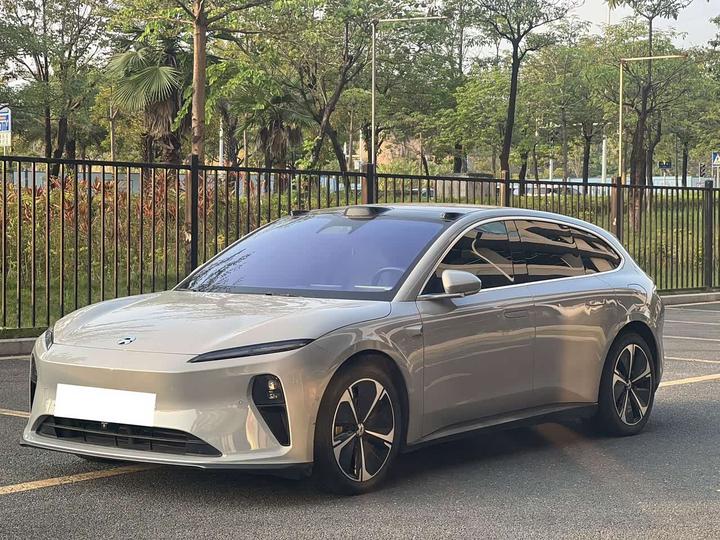 ET5T 2024 75kWh Touring