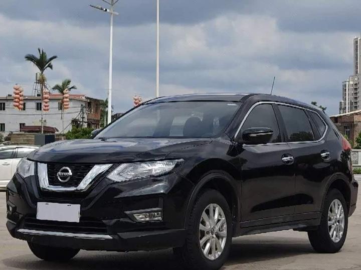 X-Trail 2017 2.0L CVT Comfort 2WD