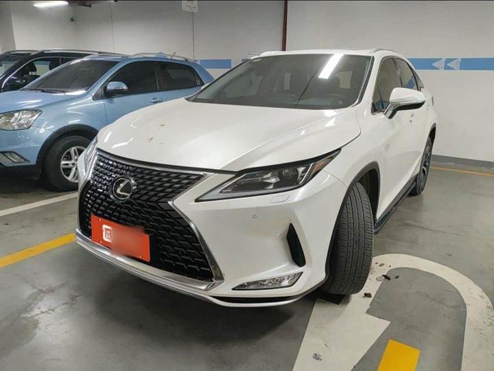 RX 2020 Facelift 300 RWD Elite