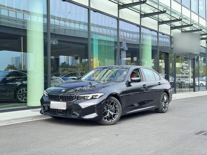 3 Series 2025 330Li M M Sport Night Package