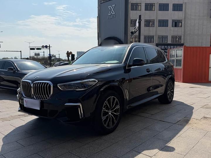 X5 2022 Facelift xDrive 30Li Exclusive M Sport Package