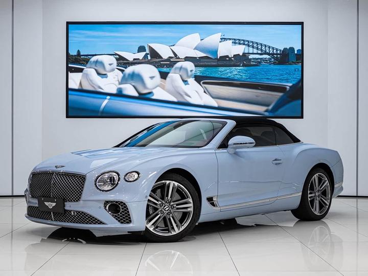 2022 4.0T GT V8 Convertible