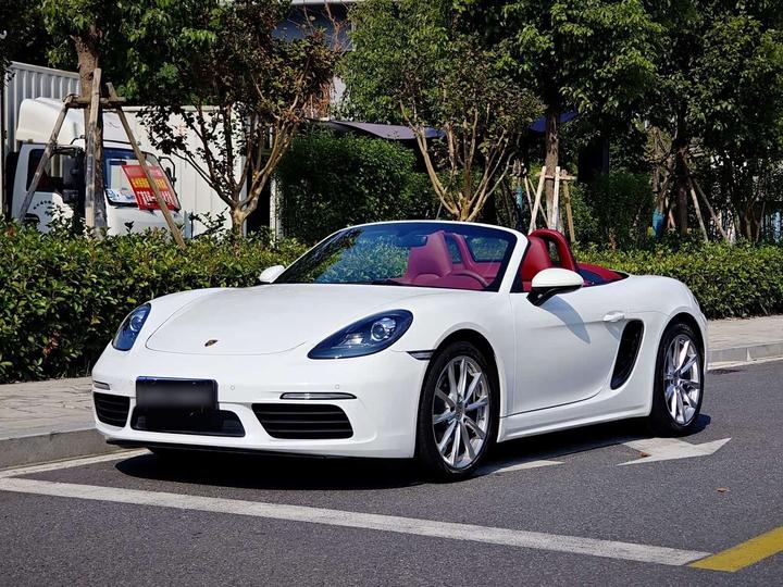 718 2022 Boxster 2.0T