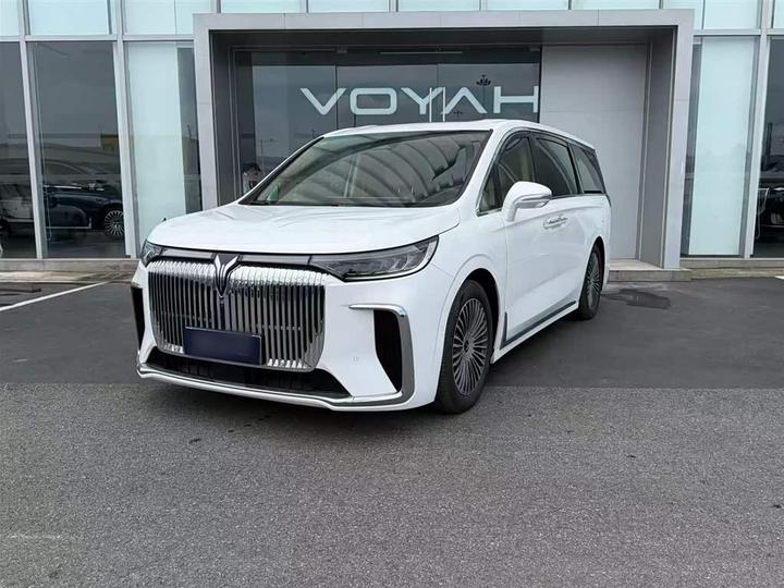 Dreamer 2025 PHEV AWD Premium