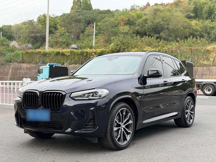 X3 2023 xDrive30i Leading M Night Package