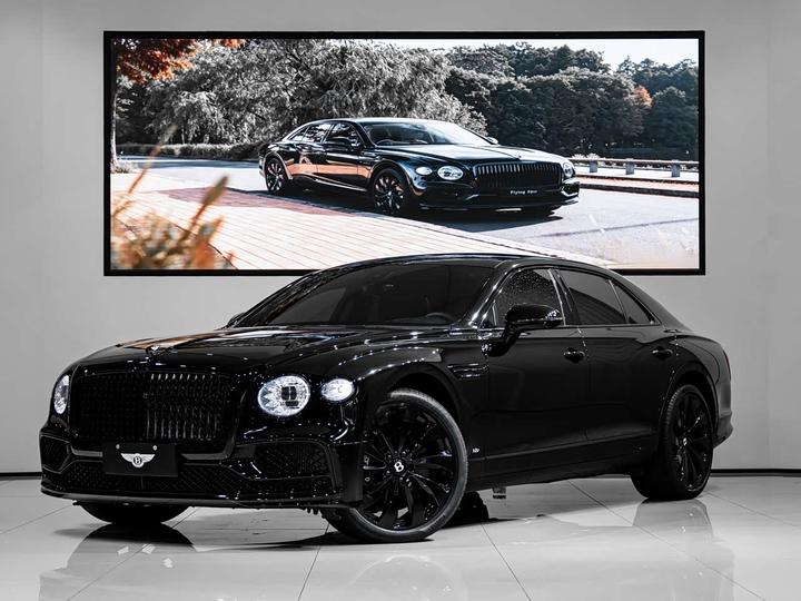 Flying Spur 2022 4.0T V8 Standard