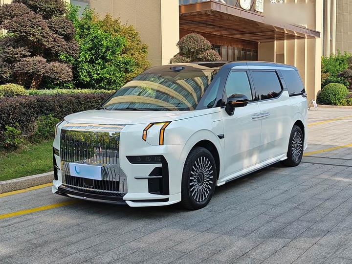 009 2024 7-Seater 108kWh
