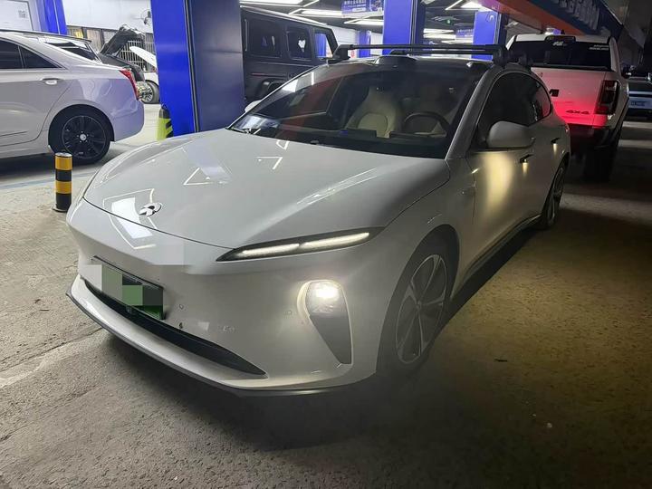 ET5T 2024 75kWh Touring