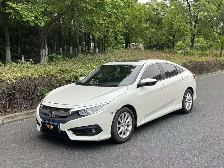 Civic 2016 180TURBO CVT Comfort
