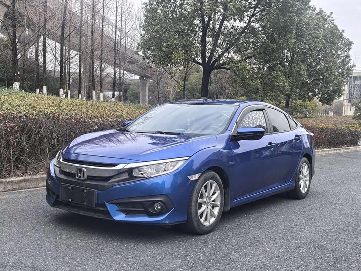 Civic 2016 180TURBO CVT Comfort