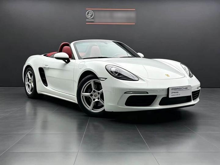 718 2022 Boxster 2.0T