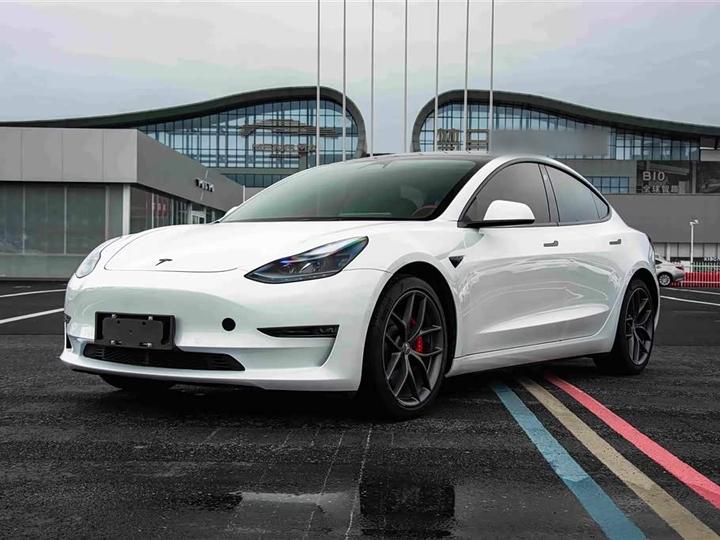Model 3 2022 Performance AWD