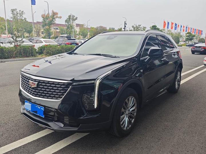 XT4 2024 28T RWD Luxury