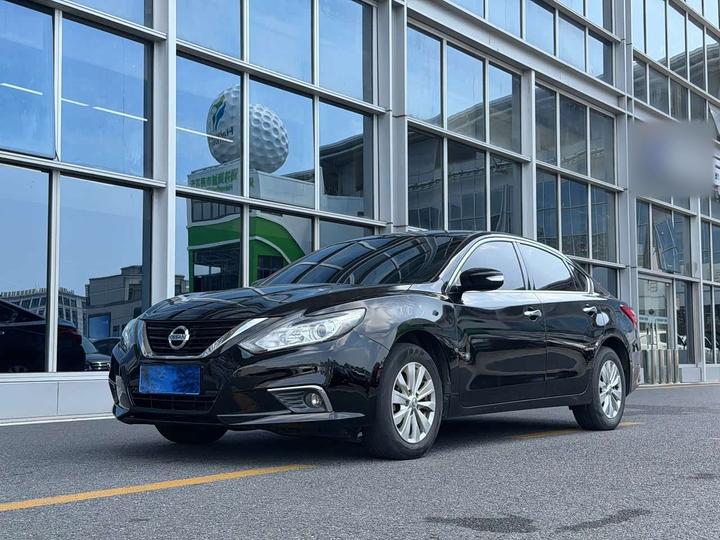 Teana 2018 2.0L XL