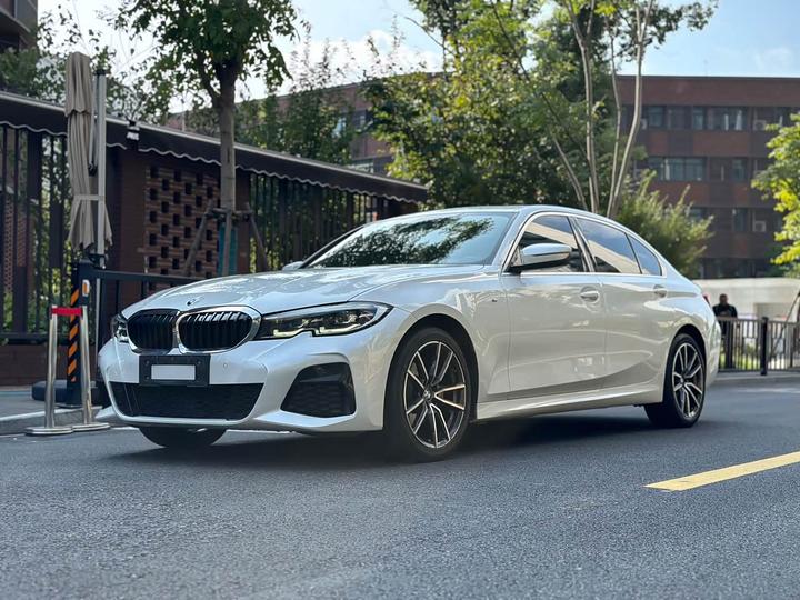 3 Series 2021 320Li M Sport Package