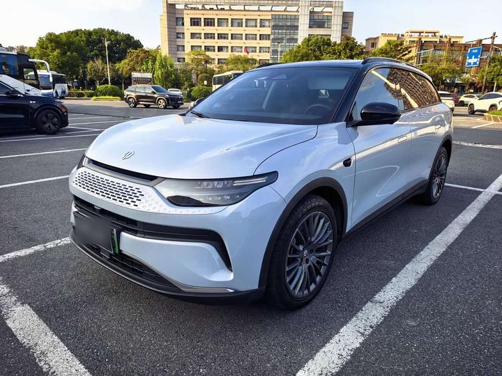 C11 2023 EREV 285 Smart