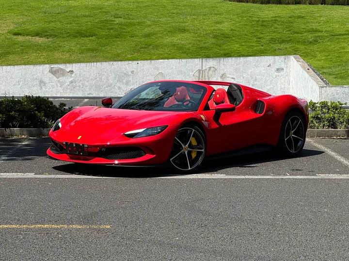 296 2022 3.0T V6 GTS