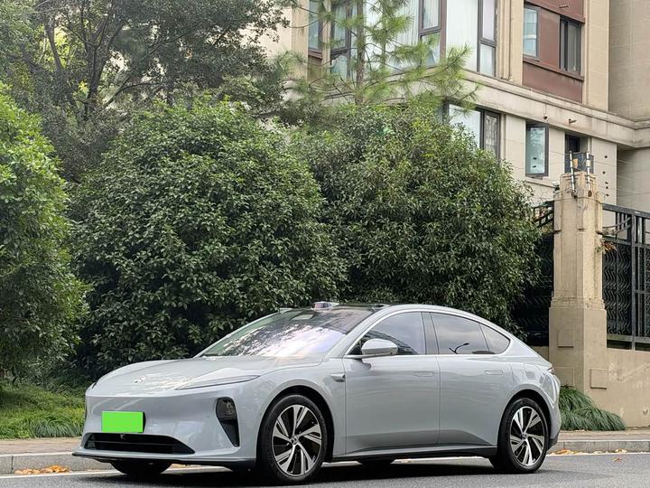 ET5 2022 75kWh