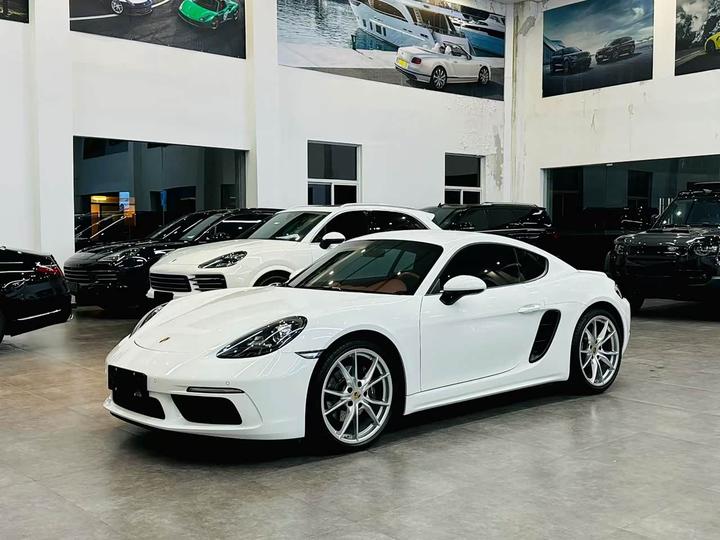 718 2022 Cayman 2.0T