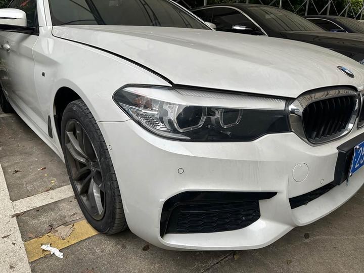 5 Series 2019 525Li M Sport Package