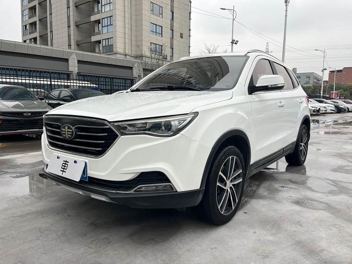 Bestune X40 2017 1.6L AT Luxury