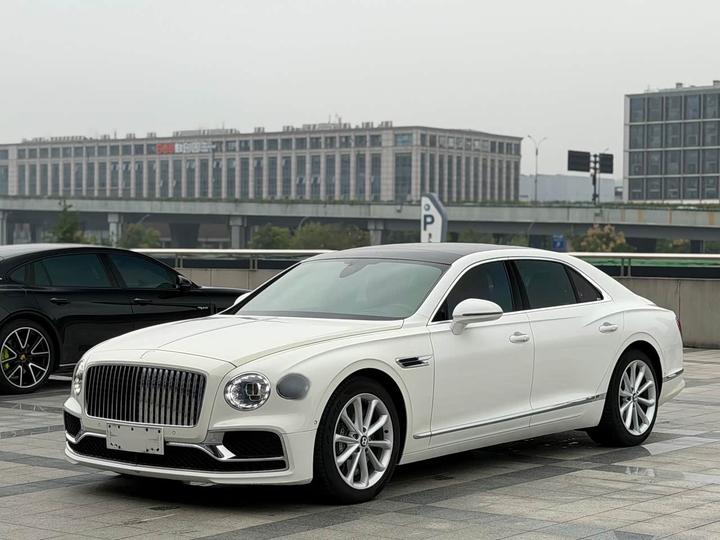 Flying Spur 2021 4.0T V8 Standard