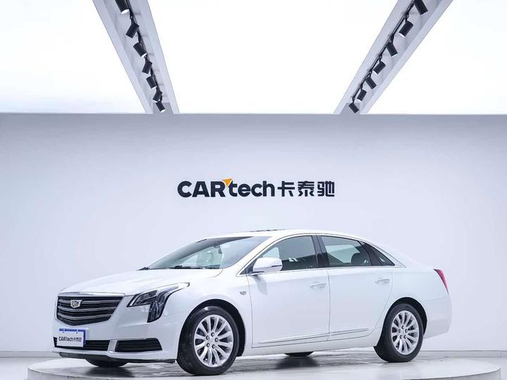 XTS 2018 28T Tech