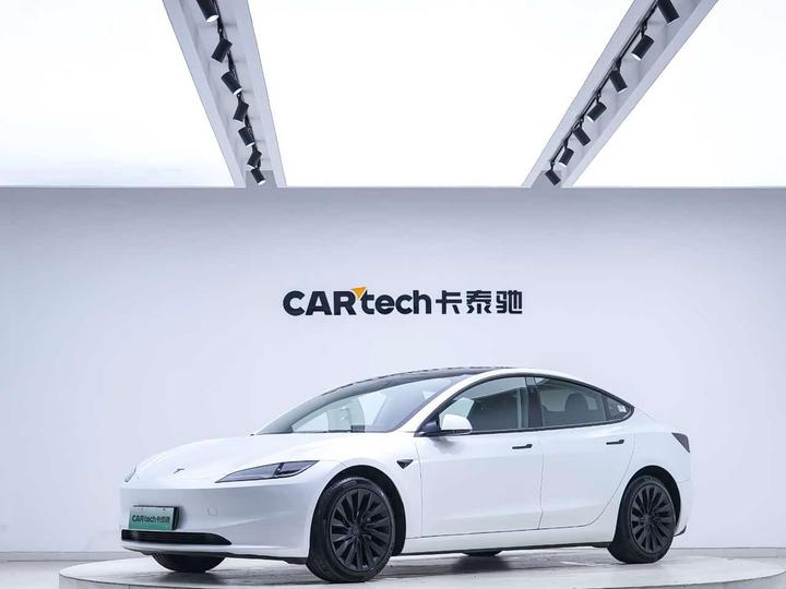 Model 3 2023 RWD