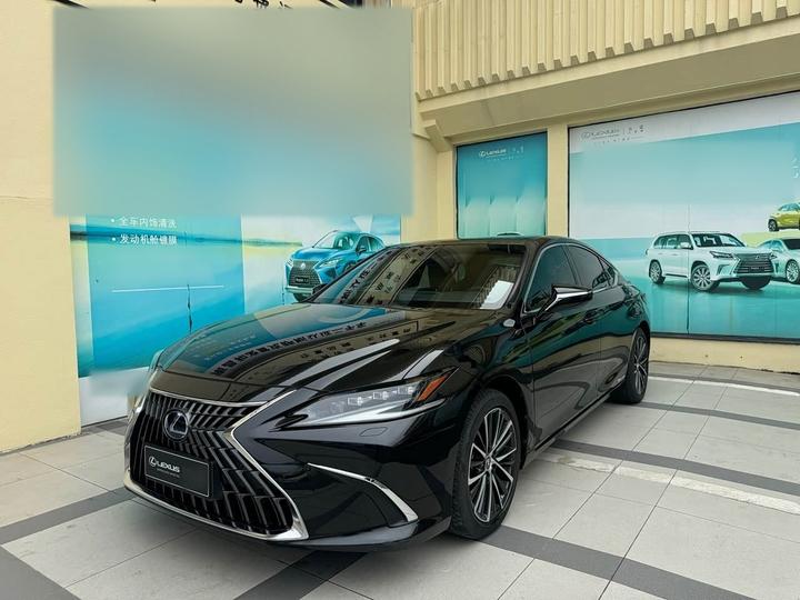ES 2021 300h Exclusive