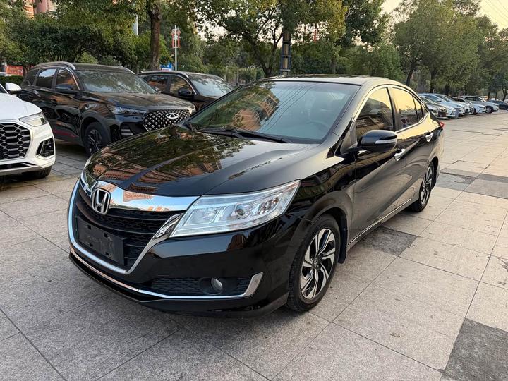 Crider 2016 1.8L CVT Luxury