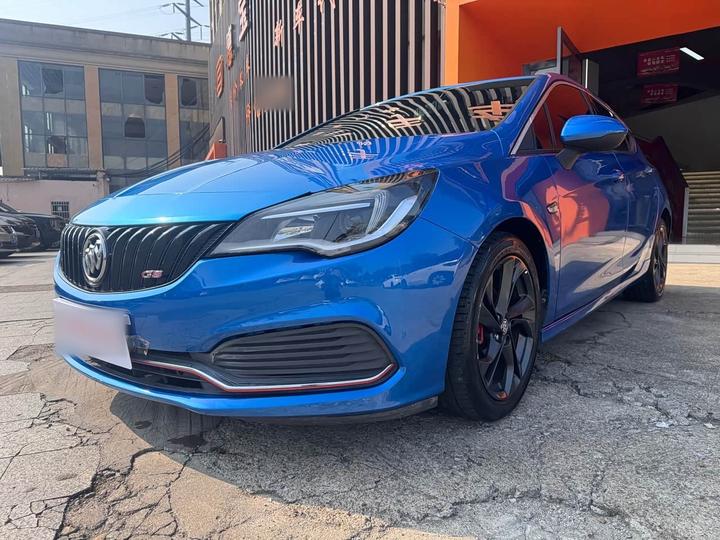 Verano 2016 Hatchback GS 20T DCT Sport