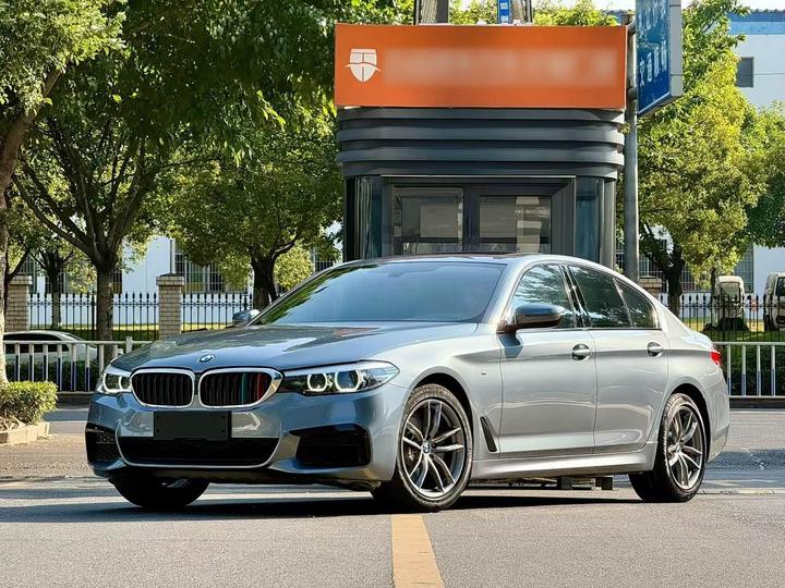 5 Series Imported 2019 525i M Sport Package