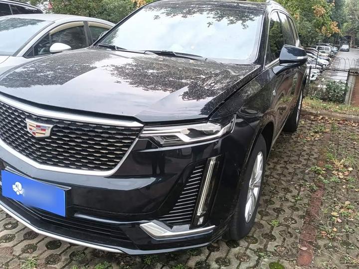 XT6 2022 2.0T 6-Seater AWD